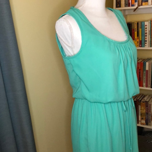 B. Smart Crochet Hem Dress in Green Size 7/8 - Picture 7 of 8